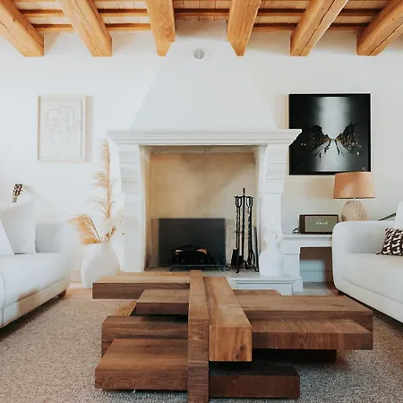 Maniero Villa